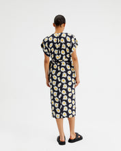 Load image into Gallery viewer, Daisy Midi Dress